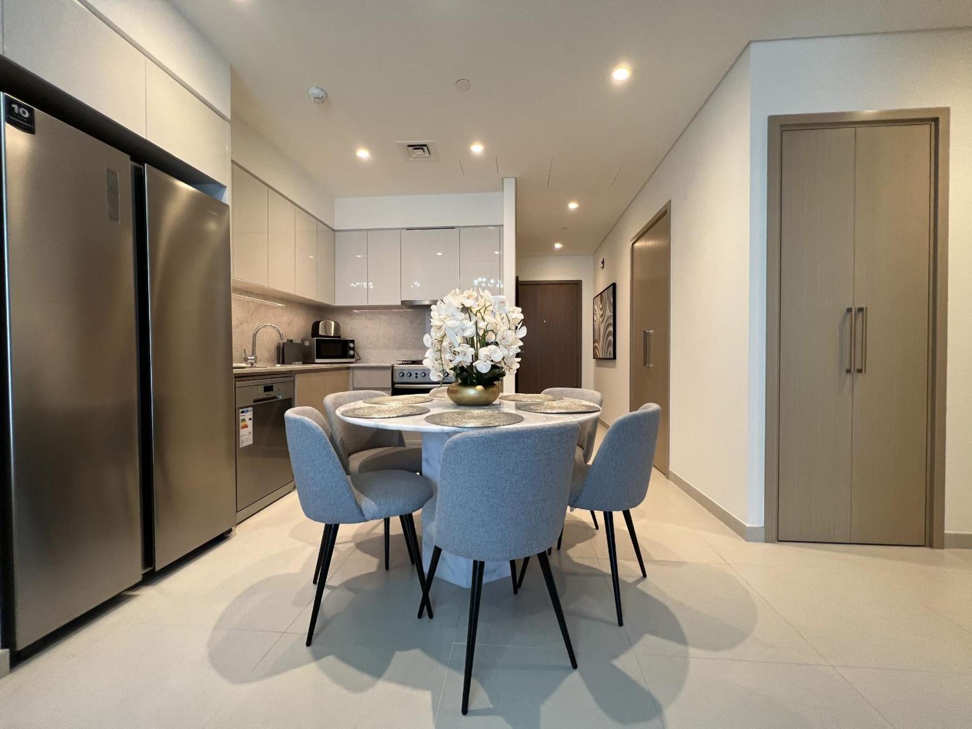 Primestay - 2br Burj Royale, Downtown Apartment