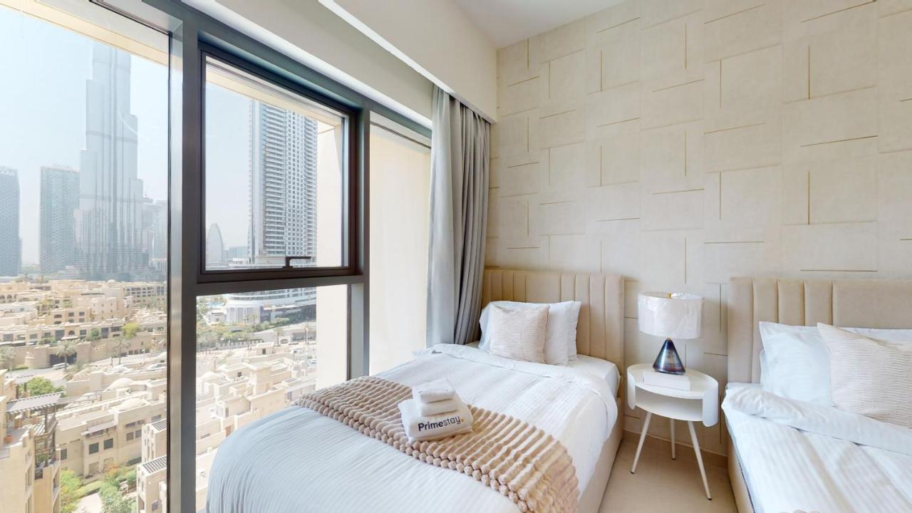 Primestay - 2br Burj Royale, Downtown